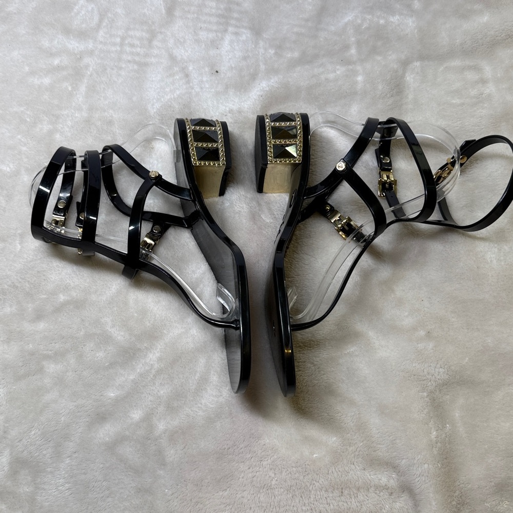 ⭐️Valentino Rubber Studded Accents Gladiator Sandals size 39/9 - Picture 6 of 15